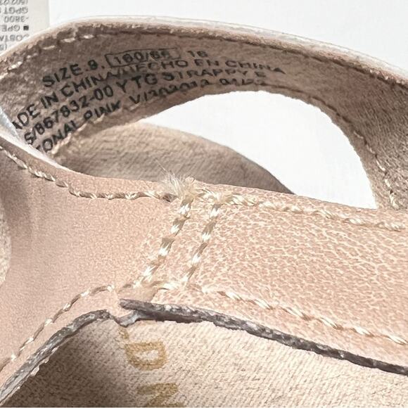 Old Navy Toddler Girl Tripe Strap Multi-color Cross-Strap Sandals Sz 9 NWT - Picture 9 of 10